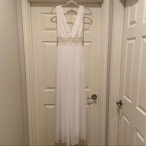 White maxi dress